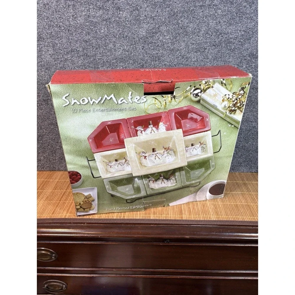 Sakura SnowMates 10 Pcs Entertainment Set Hand Painted Earthenware Snowman Rack